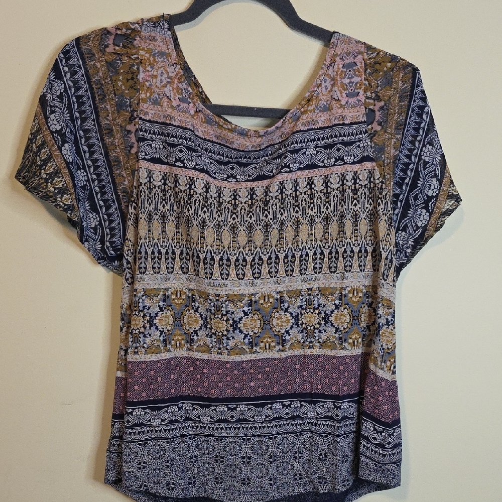Lucky Brand Multicolor Boho Blouse. Size Med With back Cut Out!